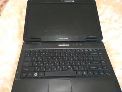 eMachines D525 ����
