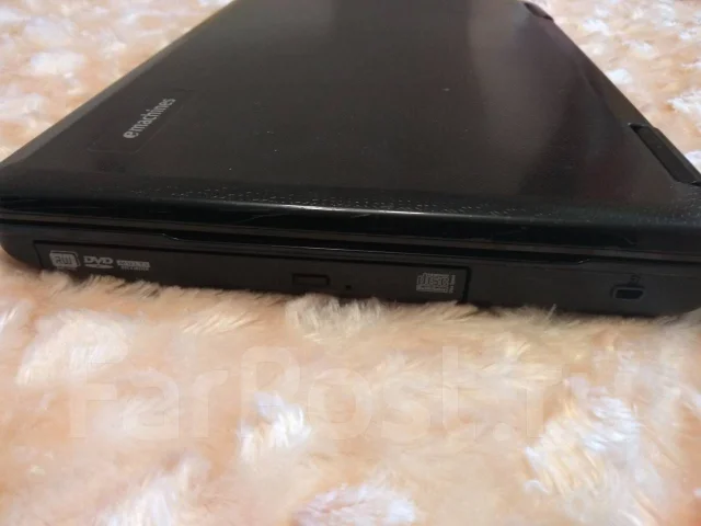 eMachines D525 ����