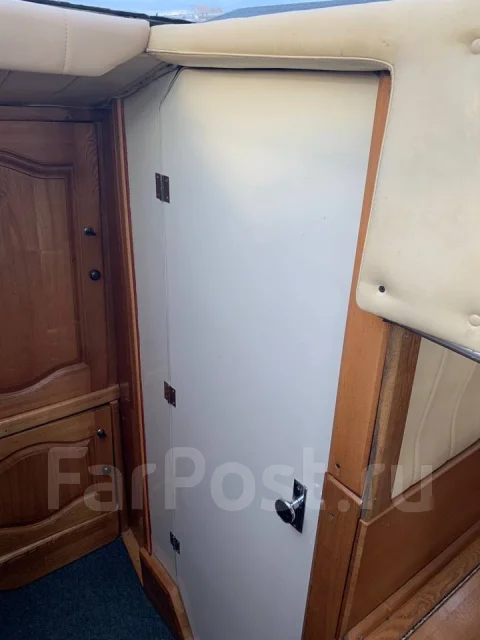 Bayliner. 1990 ���, ����� 10��., ��������� ������������, 425��.�., ������ ����