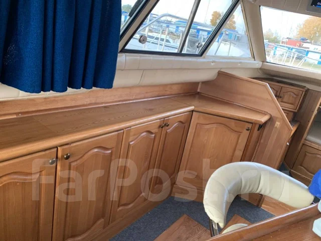 Bayliner. 1990 ���, ����� 10��., ��������� ������������, 425��.�., ������ ����