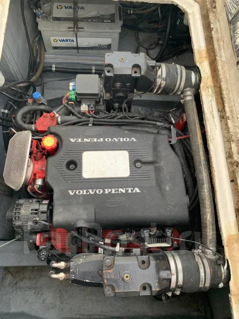 Bayliner. 1990 ���, ����� 10��., ��������� ������������, 425��.�., ������ ����