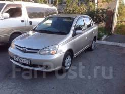 Toyota Platz. Без водителя