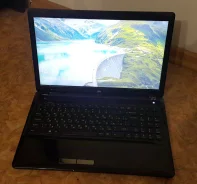 DNS. 15.6", 1,8����, ��� 4 ��, ���� 500���, WiFi: 1, Bluetooth: 1, ����������� �� 3��. ����