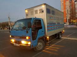 Isuzu Elf. , 3 600 куб. см., 3 000 кг., 4x2