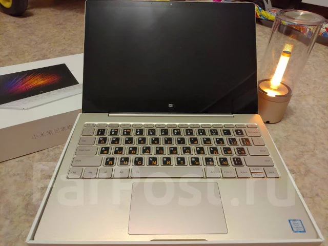 Xiaomi Mi Notebook Air 12.5. WiFi: 1, Bluetooth: 1 ����