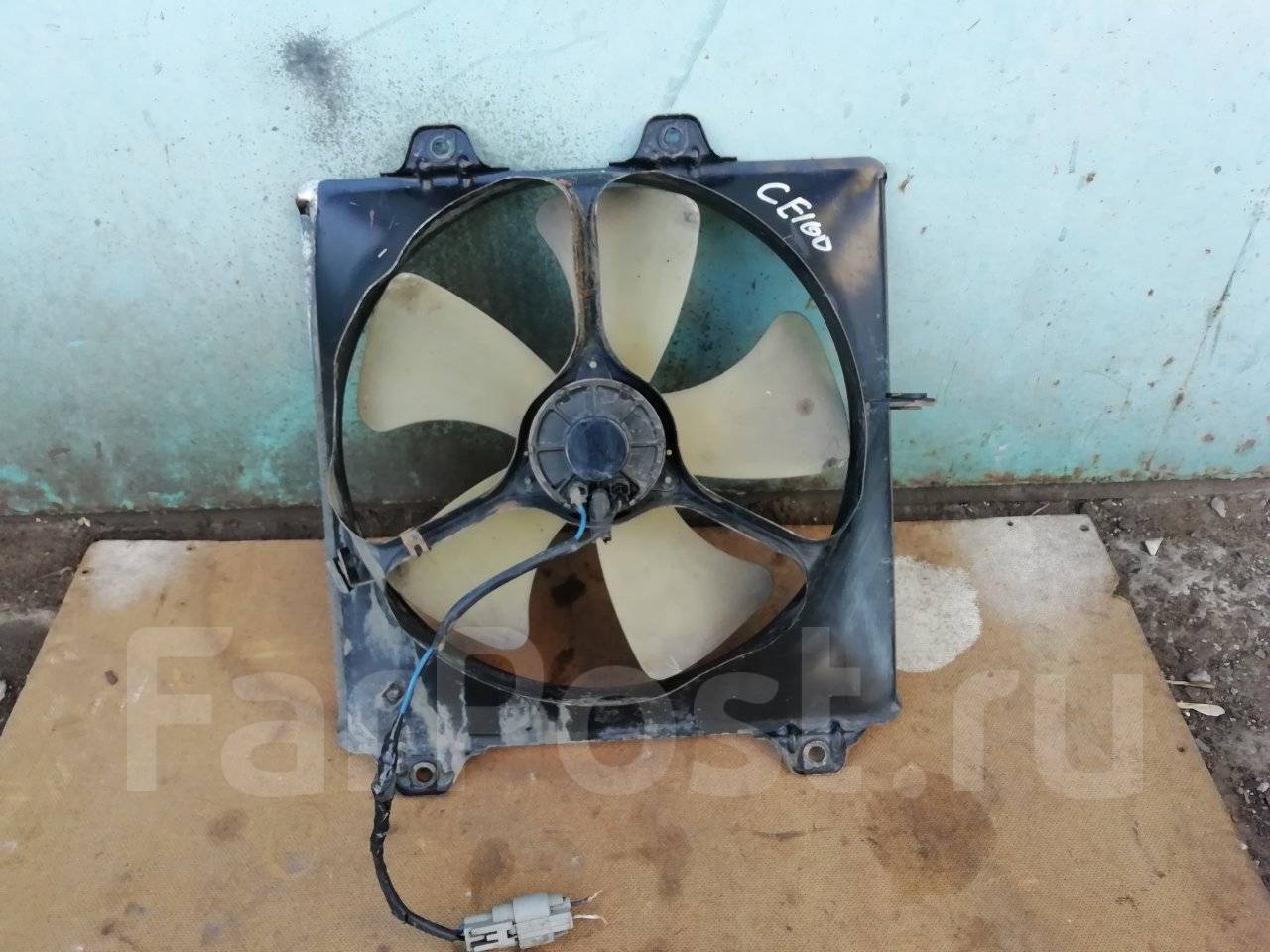 диффузор радиатора тойота королла 120. вентилятор радиатора тойота королла 100. вентилятор охлаждения тойота королла. вентилятор охлаждения тойота королла. вентиляторы охлаждения corolla 120.