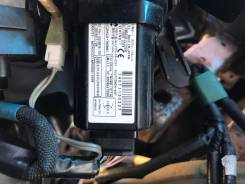 Кнопка запуска двигателя. Toyota Land Cruiser, UZJ200W, J200, URJ202, VDJ200, URJ202W, URJ200, GRJ200, UZJ200 Двигатели: 2UZFE, 3URFE, 1URFE, 1VDFTV...