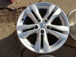 Nissan. 7.0x17", 5x114.30, ET40, ЦО 66,1 мм.