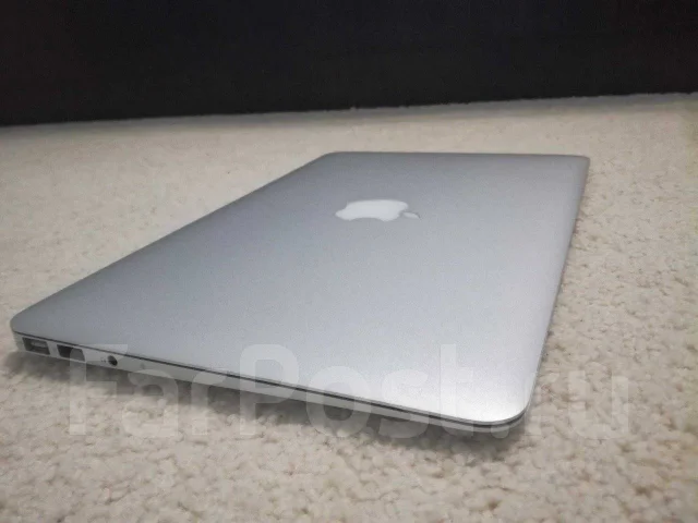 Apple MacBook Air 11 2011 Mid MC968. 11", 1,6����, ��� 2048 ��, ���� 128���, WiFi: 1, Bluetooth: 1, ����������� �� 6��. ����