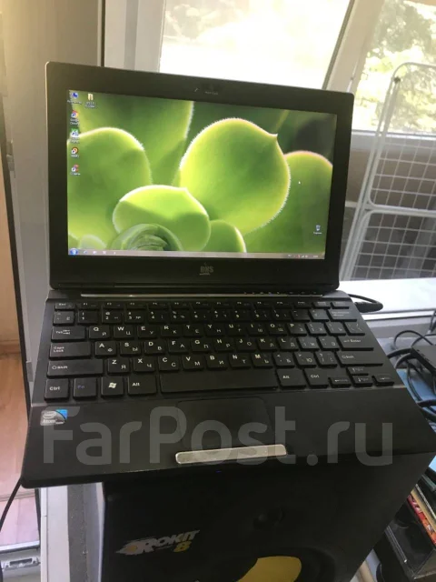 DNS Mini. 11.6", 1,6����, ��� 2048 ��, ���� 250���, WiFi: 1 ����