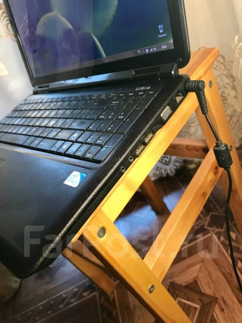 Asus K50IJ. 15.6", 2,3����, ��� 3072 ��, ���� 320���, WiFi: 1, ����������� �� 1��. ����