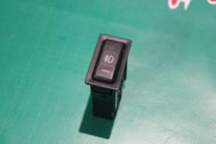 Кнопка включения противотуманных фар. Toyota Avensis, AZT250, AZT250L, AZT250W, AZT251, AZT251L, AZT251W, AZT255, AZT255W Двигатели: 1AZFSE, 2AZFSE