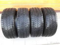 Yokohama Ice Guard F700Z. Зимние, шипованные, 2011 год, 30 %, 4 шт