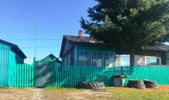 Продам Дом с зем участком по ул. Победы с. Павленково (Георгиевка). Ул. Победы село Павленково, р-н район имени Лазо, площадь дома 52 кв. м., скважина...