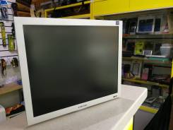 Samsung. 19", технология ЖК (LCD)
