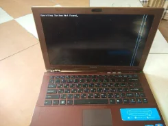 Sony VAIO VPC-X11S1R. 11.1", WiFi, Bluetooth ����