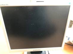 Samsung. 15", технология ЖК (LCD)