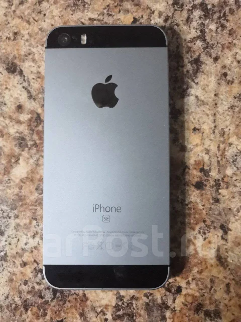 Apple iPhone SE. �/�, ������, 4G LTE ����