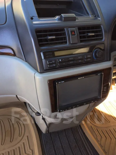 Nissan Bassara. �������, ��������, 2.4 (150��.�.), ������, 193 321����. �� ����