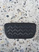 Накладка на педаль. Toyota: Platz, Prius C, Ipsum, iQ, Avensis, Corolla, Probox, Innova, Yaris Verso, Raum, Echo Verso, Caldina, Tarago, Voltz, Succee...