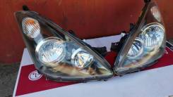 Фара. Toyota Wish, ZNE10, ZNE10G Двигатель 1ZZFE