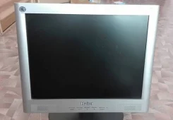 ������� Haier 600�800. 15", ���������� �� (LCD)