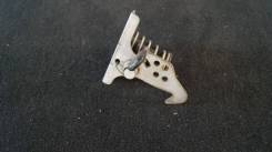 Замок капота. BMW 5-Series, E60, E61 BMW 6-Series, E63, E64 BMW X3, E83 Двигатели: M47TU2D20, M57D30TOP, M57D30UL, M57TUD30, N43B20OL, N47D20, N52B25U...