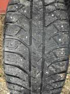 Bridgestone Ice Cruiser 7000. Зимние, шипованные, 2013 год, 10 %, 4 шт
