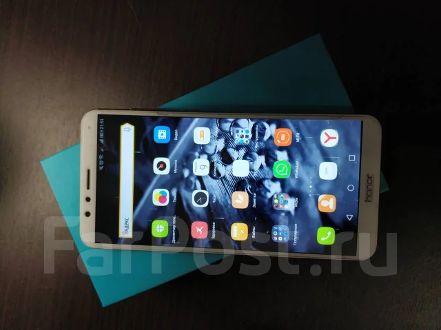 Honor 7X. �/�, �������, 3G, 4G LTE ����