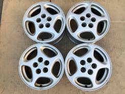 Nissan. 7.5x16", 5x114.30, ET45, ЦО 64,0 мм.