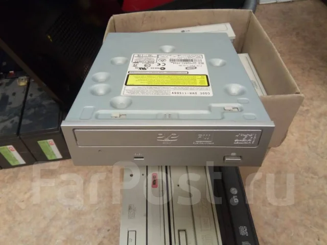 CD-ROM �������. ����
