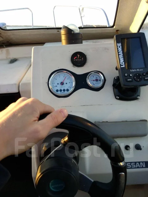 Nissan. 1994 ���, ����� 6,3��., ��������� ���������, 100��.�. ����