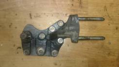 Крепление двигателя. Mitsubishi: Strada, Eclipse, L200, Delica, L300, L400, Triton, Aspire, Montero Sport, Pajero Sport, RVR, Pajero, Legnum, Chariot...