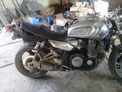 Yamaha XJR 1200