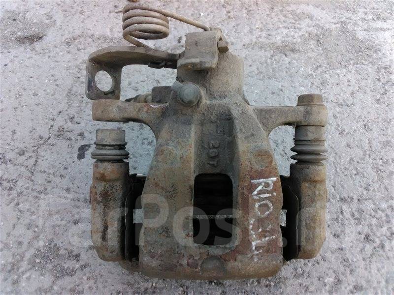 Тормозной суппорт хендай солярис 2011. Hyundai solaris 2012 суппорт передний. Солярис 2 поколение передний суппорт. Передний суппорт хендай солярис. Суппорт тормозной хендай солярис 1.