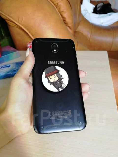 Samsung Galaxy J7 2017. �/�, ������ ����