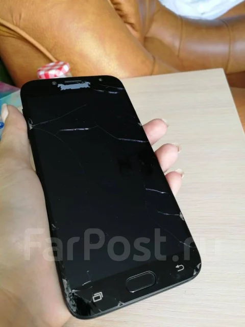 Samsung Galaxy J7 2017. �/�, ������ ����