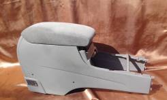 Подлокотник Toyota Camry