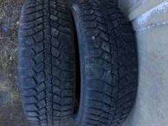 Kumho I'Zen WIS KW19. Зимние, шипованные, 2006 год, 40 %, 2 шт