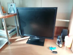 Acer. 19", ���������� �� (LCD)