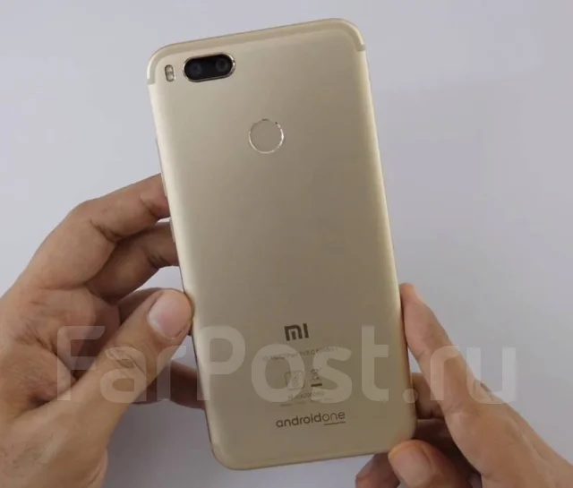 Xiaomi Mi A1. �/�, �������, 3G, 4G LTE, Dual-SIM ����