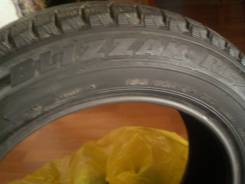 Bridgestone Blizzak Revo1. Зимние, без шипов, 5 %, 4 шт