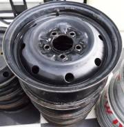 Nissan. 5.5x14", 5x114.30, ET40, ЦО 73,1 мм.