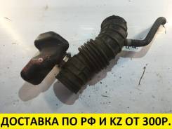 Патрубок воздухозаборника. Nissan Elgrand, E51, ME51, MNE51, NE51 Двигатели: VQ25DE, VQ35DE