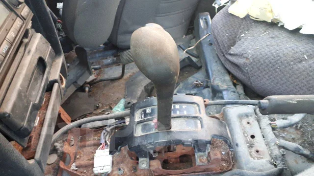 Nissan Avenir Salut. 10, SR18 ����