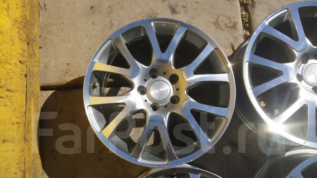 OZ Racing Exclusive. 8.0x18", 5x120, ET45, �� 73,1���. ����
