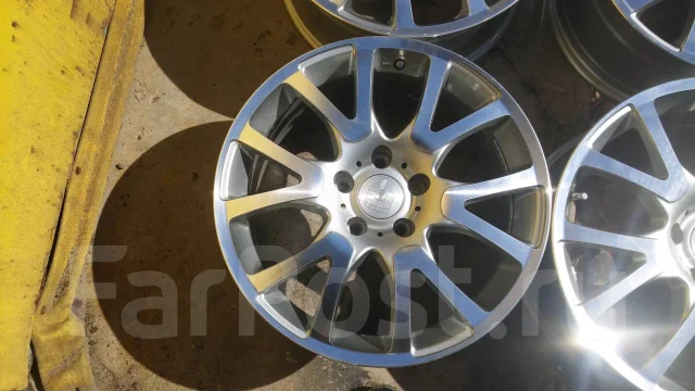 OZ Racing Exclusive. 8.0x18", 5x120, ET45, �� 73,1���. ����