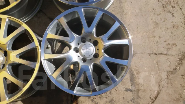OZ Racing Exclusive. 8.0x18", 5x120, ET45, �� 73,1���. ����