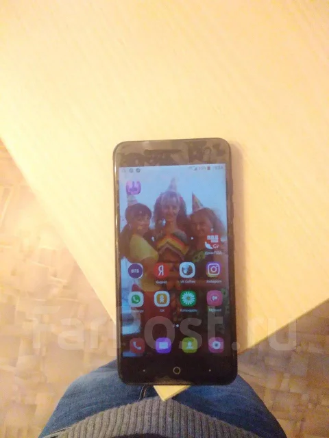 ZTE Blade A813. �/�, ������, 4G LTE ����