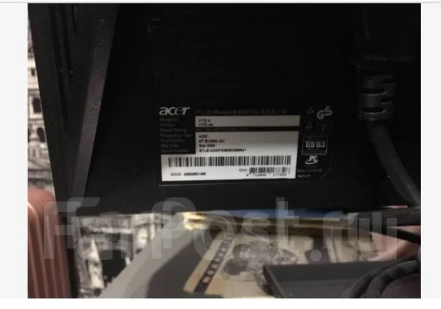 Acer. 17" ����